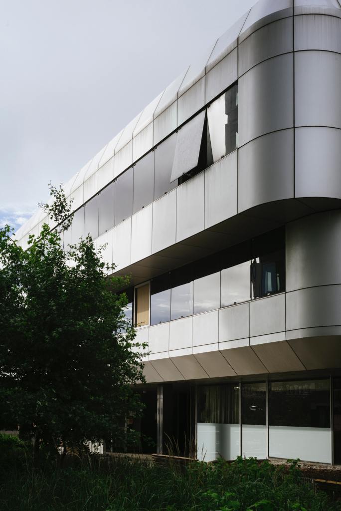 3 Reasons Every Business Needs Professional Window Tinting - What to Know