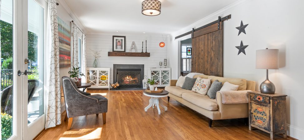 3 Reasons to Hire Professionals to Install Home Window Tints