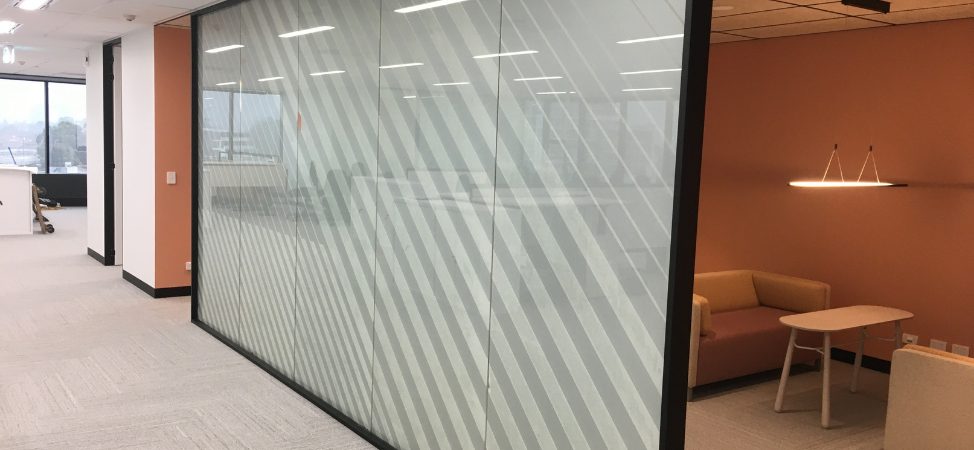 The 6 Advantages of Investing in the Ideal Glass Frosting